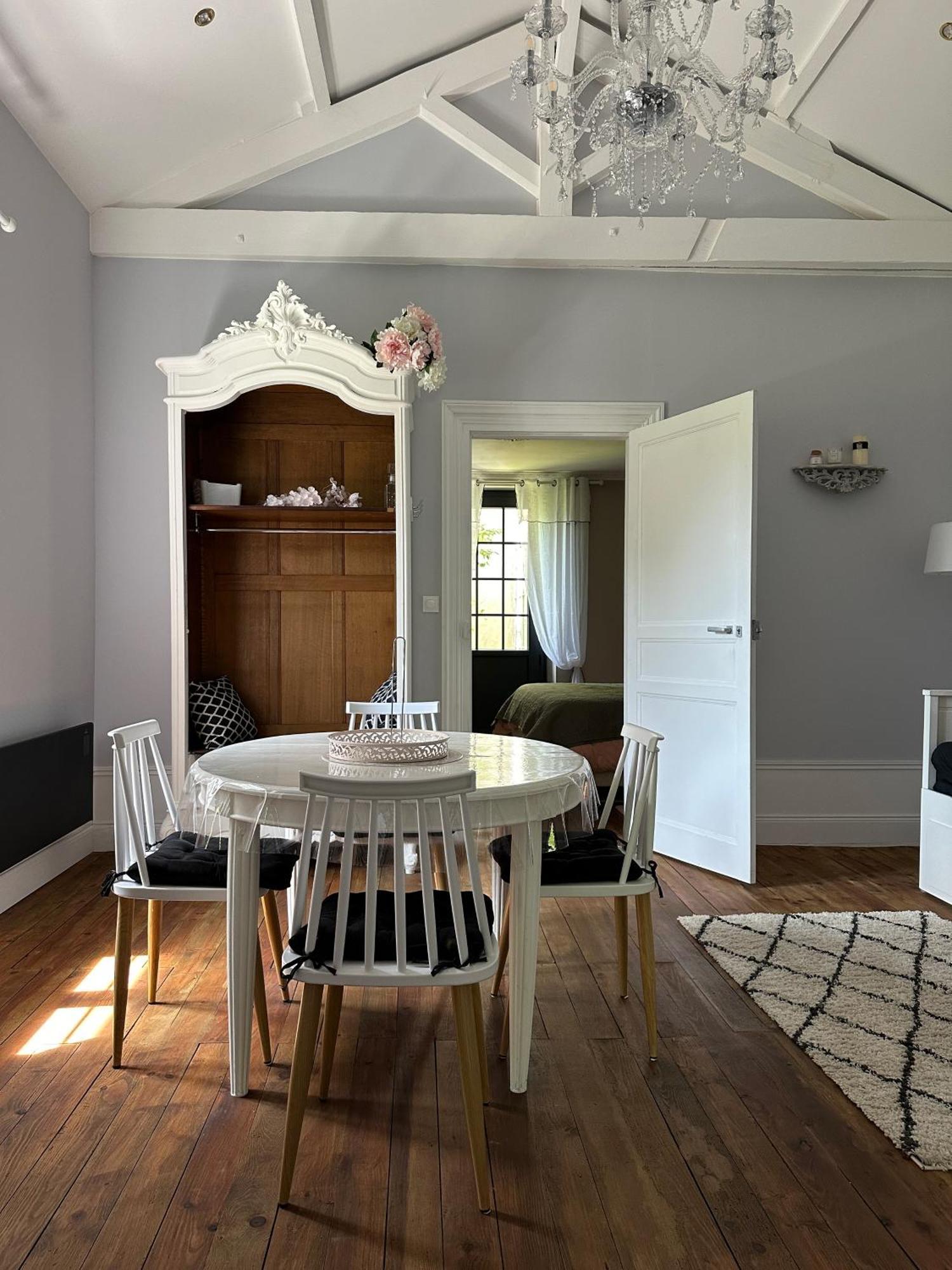 La Maison De Romance D'Hauterive Villeneuve-sur-Lot Luaran gambar